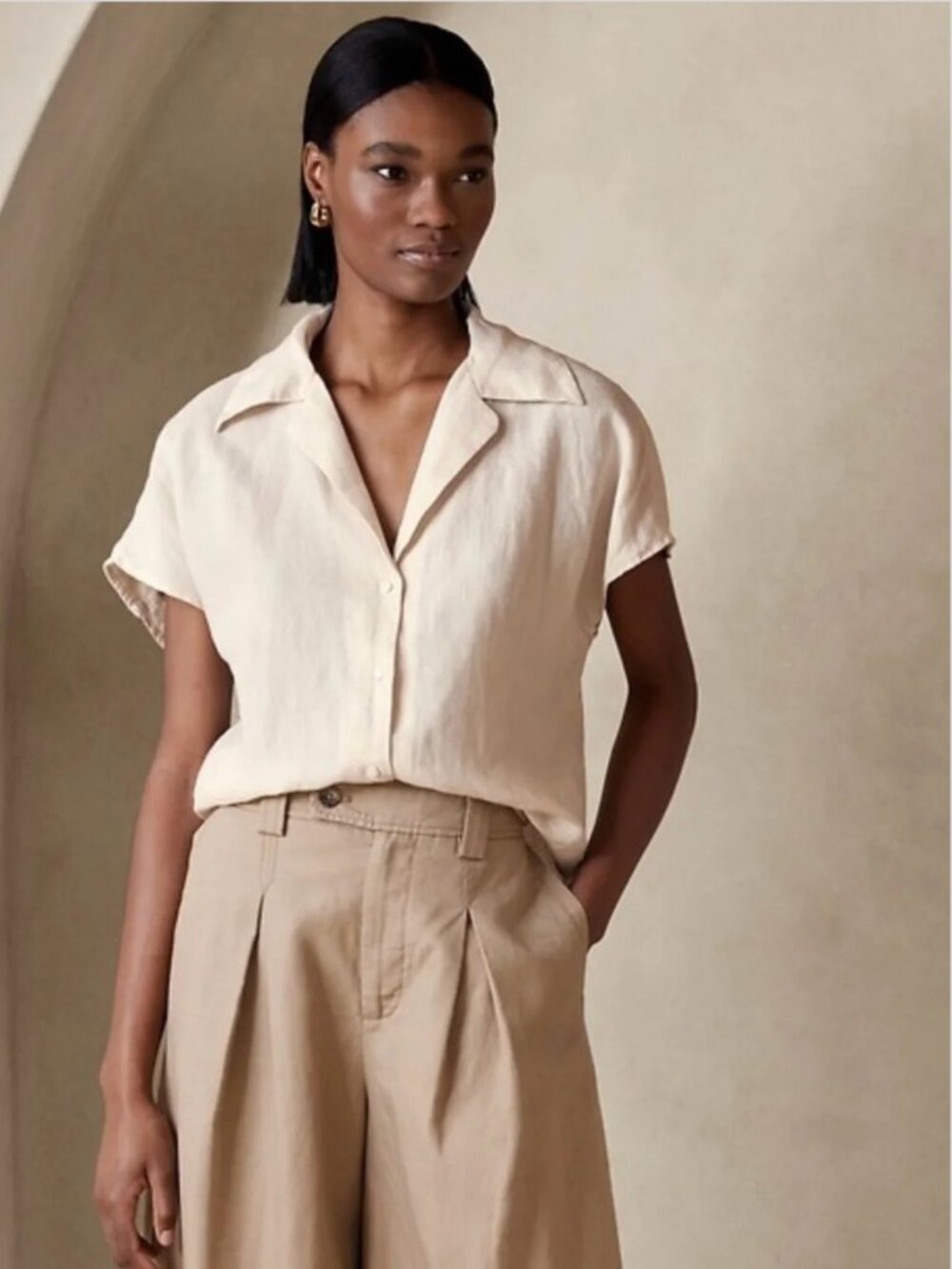 Banana Republic Clara 100% Linen Short-Sleeve Shirt